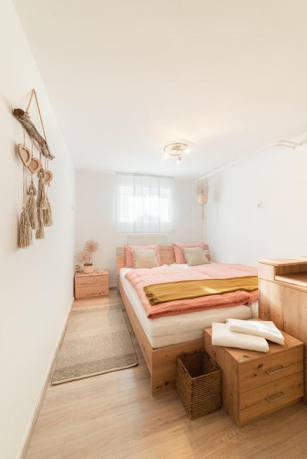 Bah Apartment Λιουμπλιάνα Εξωτερικό φωτογραφία